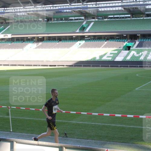 06.10.2024 - 19. swb-Marathon Bremen Yannick Fuchs http://msf.ph/oto/7352913 06.10.2024 10:34:51 Laufen im Stadion 7040, 7048, 7130, 7156, 7204, 7221, 7223, 7242, 7255, 7262, 7307, 7321, 7335, 7352, 7377, 7383, 7395, 7413, 7436, 7443, 7446, 7502, 7507, 7532, 7587, 7644, 7679, 7680, 7690, 7699, 7718, 7722, 7745, 7757, 7772, 7773, 7775, 7844, 7848, 7864, 7909, 7910, 7918, 7926, 7929, 7954, 7971, 7980, 7981, 7987, 8005, 8006, 8017, 8027, 8033, 8085, 8088, 8107, 8115, 8118, 8122, 8152, 8166, 8197, 8203, 8208, 8229, 8235, 8236, 8246, 8270, 8283, 8293, 8338 meine-sportfotos.de