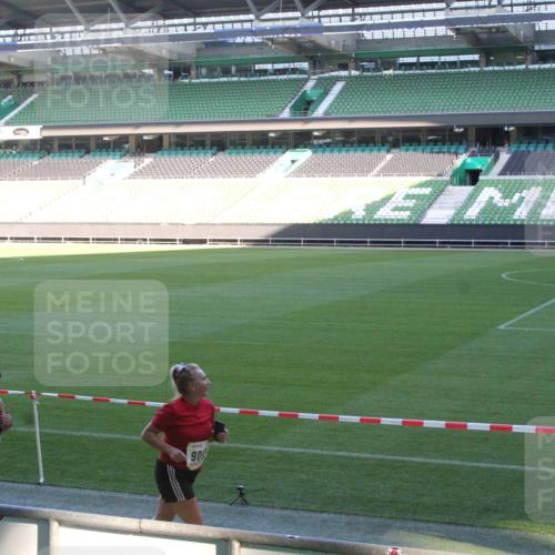 06.10.2024 - 19. swb-Marathon Bremen Yannick Fuchs http://msf.ph/oto/7352920 06.10.2024 10:34:53 Laufen im Stadion 7040, 7048, 7130, 7156, 7204, 7221, 7223, 7242, 7255, 7262, 7307, 7321, 7335, 7352, 7377, 7383, 7395, 7413, 7436, 7443, 7446, 7478, 7479, 7502, 7507, 7532, 7587, 7644, 7679, 7680, 7690, 7699, 7718, 7722, 7745, 7757, 7772, 7773, 7775, 7844, 7864, 7909, 7910, 7918, 7926, 7929, 7954, 7955, 7971, 7980, 7981, 7987, 8005, 8006, 8017, 8027, 8085, 8088, 8107, 8115, 8118, 8122, 8152, 8166, 8197, 8203, 8208, 8229, 8246, 8270, 8283, 8293, 8338 meine-sportfotos.de