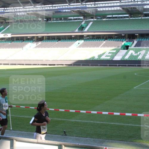 06.10.2024 - 19. swb-Marathon Bremen Yannick Fuchs http://msf.ph/oto/7352947 06.10.2024 10:34:57 Laufen im Stadion 7034, 7035, 7048, 7138, 7156, 7162, 7204, 7221, 7223, 7242, 7251, 7255, 7262, 7295, 7307, 7321, 7335, 7352, 7377, 7383, 7395, 7413, 7436, 7443, 7446, 7478, 7479, 7502, 7507, 7532, 7587, 7644, 7679, 7680, 7690, 7699, 7718, 7722, 7745, 7757, 7772, 7773, 7775, 7844, 7864, 7909, 7910, 7918, 7926, 7929, 7954, 7955, 7971, 7980, 7981, 7987, 8005, 8006, 8017, 8027, 8085, 8088, 8107, 8115, 8118, 8122, 8144, 8152, 8166, 8183, 8203, 8229, 8246, 8270, 8283, 8338 meine-sportfotos.de