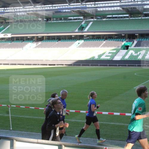 06.10.2024 - 19. swb-Marathon Bremen Yannick Fuchs http://msf.ph/oto/7352985 06.10.2024 10:35:01 Laufen im Stadion 7034, 7035, 7048, 7138, 7156, 7162, 7204, 7221, 7223, 7242, 7251, 7255, 7262, 7295, 7307, 7321, 7335, 7352, 7377, 7383, 7395, 7413, 7436, 7443, 7446, 7478, 7479, 7502, 7507, 7532, 7587, 7644, 7679, 7680, 7690, 7699, 7722, 7745, 7757, 7772, 7773, 7775, 7844, 7864, 7899, 7900, 7909, 7910, 7918, 7926, 7929, 7954, 7955, 7971, 7980, 7981, 7987, 8017, 8027, 8074, 8085, 8088, 8107, 8115, 8118, 8122, 8144, 8152, 8166, 8183, 8203, 8229, 8246, 8270, 8283 meine-sportfotos.de