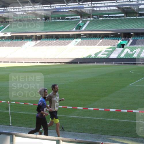 06.10.2024 - 19. swb-Marathon Bremen Yannick Fuchs http://msf.ph/oto/7353071 06.10.2024 10:35:13 Laufen im Stadion 7034, 7035, 7042, 7138, 7155, 7156, 7162, 7204, 7226, 7242, 7251, 7258, 7262, 7266, 7295, 7307, 7321, 7335, 7352, 7377, 7383, 7413, 7436, 7443, 7446, 7468, 7478, 7479, 7490, 7502, 7507, 7587, 7644, 7679, 7680, 7690, 7699, 7722, 7757, 7772, 7773, 7863, 7864, 7899, 7900, 7902, 7918, 7923, 7926, 7932, 7954, 7955, 7980, 7981, 8073, 8074, 8085, 8088, 8115, 8118, 8122, 8144, 8152, 8166, 8183, 8225, 8246, 8270 meine-sportfotos.de
