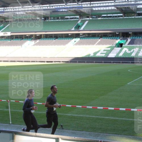 06.10.2024 - 19. swb-Marathon Bremen Yannick Fuchs http://msf.ph/oto/7353261 06.10.2024 10:35:38 Laufen im Stadion 7034, 7035, 7042, 7138, 7155, 7162, 7204, 7226, 7251, 7258, 7266, 7295, 7321, 7335, 7341, 7353, 7391, 7393, 7428, 7443, 7468, 7478, 7479, 7490, 7514, 7515, 7644, 7690, 7699, 7772, 7773, 7829, 7830, 7863, 7864, 7899, 7900, 7902, 7904, 7923, 7932, 7955, 7967, 8073, 8074, 8088, 8118, 8121, 8131, 8144, 8152, 8183, 8191, 8225, 8265, 8273, 8421, 8425, 8562, 8595, 8818, 8837, 8952, 8957, 9029, 9666 meine-sportfotos.de