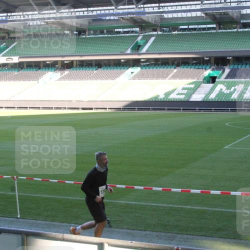 06.10.2024 - 19. swb-Marathon Bremen Yannick Fuchs http://msf.ph/oto/7353334 06.10.2024 10:35:56 Laufen im Stadion 7018, 7020, 7034, 7035, 7042, 7138, 7155, 7167, 7182, 7226, 7258, 7266, 7341, 7353, 7391, 7393, 7428, 7460, 7462, 7468, 7490, 7514, 7515, 7522, 7573, 7609, 7610, 7639, 7686, 7694, 7724, 7829, 7830, 7863, 7878, 7899, 7900, 7902, 7904, 7923, 7932, 7937, 7945, 7967, 7969, 7977, 8073, 8074, 8096, 8121, 8131, 8144, 8183, 8191, 8212, 8225, 8265, 8273, 8367, 8421, 8425, 8483, 8486, 8530, 8562, 8582, 8595, 8638, 8668, 8675, 8685, 8704, 8818, 8837, 8952, 8957, 9029, 9666 meine-sportfotos.de