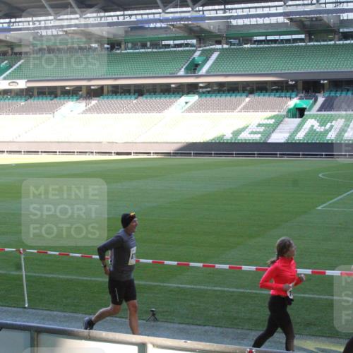 06.10.2024 - 19. swb-Marathon Bremen Yannick Fuchs http://msf.ph/oto/7353464 06.10.2024 10:36:13 Laufen im Stadion 7018, 7020, 7051, 7101, 7102, 7167, 7182, 7341, 7353, 7391, 7393, 7428, 7434, 7460, 7462, 7514, 7515, 7522, 7573, 7609, 7610, 7639, 7667, 7686, 7694, 7724, 7769, 7829, 7830, 7878, 7904, 7907, 7937, 7939, 7944, 7945, 7951, 7967, 7969, 7977, 8096, 8102, 8116, 8121, 8125, 8131, 8191, 8212, 8253, 8254, 8265, 8273, 8367, 8379, 8401, 8421, 8425, 8462, 8483, 8486, 8530, 8545, 8562, 8582, 8595, 8638, 8668, 8675, 8685, 8704, 8818, 8837, 8952, 8957, 9029, 9666 meine-sportfotos.de