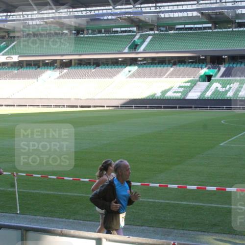 06.10.2024 - 19. swb-Marathon Bremen Yannick Fuchs http://msf.ph/oto/7353473 06.10.2024 10:36:15 Laufen im Stadion 7018, 7020, 7051, 7101, 7102, 7167, 7182, 7341, 7353, 7391, 7393, 7428, 7434, 7460, 7462, 7514, 7515, 7522, 7573, 7609, 7610, 7639, 7667, 7686, 7694, 7724, 7769, 7878, 7904, 7907, 7937, 7939, 7944, 7945, 7951, 7967, 7969, 7977, 8096, 8102, 8116, 8121, 8125, 8131, 8191, 8212, 8253, 8254, 8265, 8273, 8367, 8379, 8401, 8421, 8425, 8462, 8483, 8486, 8530, 8545, 8562, 8582, 8595, 8638, 8668, 8675, 8685, 8704, 8818, 8837, 8952, 8957, 9029, 9666 meine-sportfotos.de