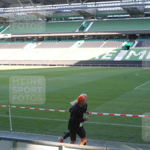 06.10.2024 - 19. swb-Marathon Bremen Yannick Fuchs http://msf.ph/oto/7354222 06.10.2024 10:36:20 Laufen im Stadion 7018, 7020, 7051, 7101, 7102, 7167, 7182, 7300, 7341, 7353, 7391, 7393, 7428, 7434, 7460, 7462, 7514, 7515, 7522, 7529, 7547, 7573, 7609, 7610, 7639, 7667, 7686, 7694, 7724, 7769, 7878, 7904, 7907, 7937, 7939, 7944, 7945, 7951, 7967, 7969, 7977, 8081, 8082, 8084, 8096, 8102, 8116, 8125, 8131, 8191, 8212, 8253, 8254, 8265, 8273, 8367, 8379, 8401, 8421, 8425, 8462, 8483, 8486, 8530, 8545, 8562, 8582, 8638, 8668, 8675, 8685, 8704, 8818, 8837, 8952, 8957, 9029, 9666 meine-sportfotos.de