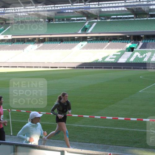 06.10.2024 - 19. swb-Marathon Bremen Yannick Fuchs http://msf.ph/oto/7354226 06.10.2024 10:36:27 Laufen im Stadion 7018, 7020, 7051, 7101, 7102, 7167, 7182, 7300, 7391, 7393, 7434, 7460, 7462, 7514, 7515, 7522, 7529, 7547, 7573, 7609, 7610, 7639, 7667, 7686, 7694, 7708, 7709, 7715, 7724, 7747, 7748, 7769, 7878, 7896, 7907, 7937, 7939, 7944, 7945, 7951, 7969, 7977, 8081, 8082, 8084, 8096, 8102, 8116, 8125, 8131, 8212, 8253, 8254, 8265, 8273, 8367, 8379, 8401, 8425, 8462, 8483, 8486, 8530, 8545, 8562, 8582, 8638, 8668, 8675, 8685, 8704, 8818, 8837, 8957, 9666 meine-sportfotos.de