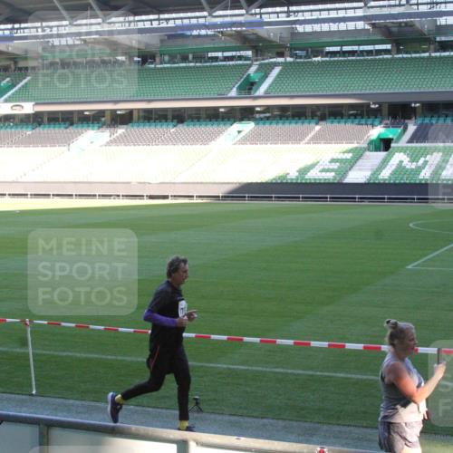 06.10.2024 - 19. swb-Marathon Bremen Yannick Fuchs http://msf.ph/oto/7354245 06.10.2024 10:36:42 Laufen im Stadion 7018, 7020, 7022, 7051, 7101, 7102, 7104, 7152, 7160, 7167, 7182, 7300, 7326, 7434, 7460, 7522, 7529, 7547, 7558, 7573, 7609, 7610, 7636, 7639, 7667, 7686, 7708, 7709, 7715, 7721, 7724, 7747, 7748, 7769, 7792, 7896, 7907, 7937, 7939, 7944, 7945, 7951, 7969, 8078, 8081, 8082, 8083, 8084, 8096, 8102, 8116, 8125, 8138, 8168, 8170, 8212, 8253, 8254, 8367, 8379, 8401, 8430, 8438, 8462, 8483, 8486, 8493, 8530, 8545, 8592, 8613, 8621, 8668, 8675, 8685, 8704, 8708, 9990 meine-sportfotos.de