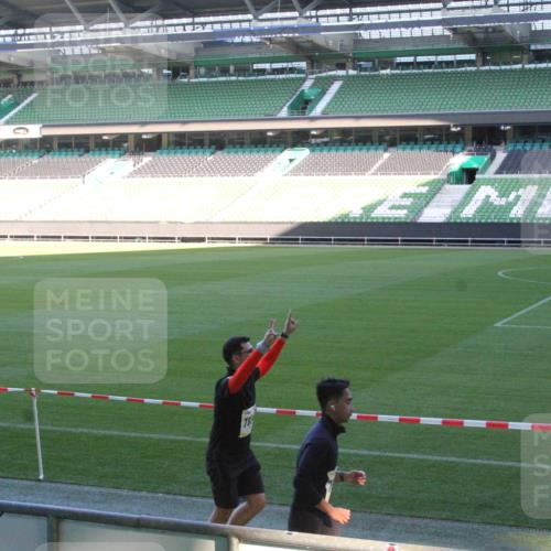 06.10.2024 - 19. swb-Marathon Bremen Yannick Fuchs http://msf.ph/oto/7354262 06.10.2024 10:37:36 Laufen im Stadion 7038, 7064, 7104, 7160, 7164, 7172, 7220, 7399, 7416, 7441, 7495, 7512, 7588, 7611, 7612, 7626, 7627, 7645, 7672, 7681, 7688, 7711, 7713, 7721, 7728, 7729, 7817, 7818, 7819, 7834, 7908, 7916, 7999, 8021, 8025, 8026, 8032, 8050, 8051, 8063, 8077, 8104, 8114, 8130, 8138, 8140, 8141, 8145, 8168, 8169, 8170, 8182, 8184, 8193, 8201, 8202, 8213, 8216, 8217, 8221, 8282, 8294, 8340, 8393, 8407, 8430, 8448, 8529, 8574, 8599, 8708, 9123, 9990 meine-sportfotos.de