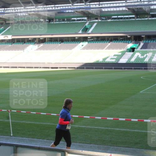 06.10.2024 - 19. swb-Marathon Bremen Yannick Fuchs http://msf.ph/oto/7354266 06.10.2024 10:37:41 Laufen im Stadion 7038, 7064, 7160, 7164, 7172, 7220, 7399, 7416, 7441, 7495, 7512, 7588, 7611, 7612, 7626, 7627, 7645, 7672, 7681, 7688, 7711, 7713, 7728, 7729, 7817, 7818, 7819, 7834, 7908, 7916, 7999, 8021, 8025, 8026, 8032, 8050, 8051, 8063, 8077, 8104, 8114, 8130, 8140, 8141, 8145, 8169, 8182, 8184, 8188, 8193, 8201, 8202, 8213, 8216, 8217, 8221, 8282, 8294, 8340, 8393, 8407, 8430, 8448, 8529, 8574, 8599, 8708, 9123, 9990 meine-sportfotos.de