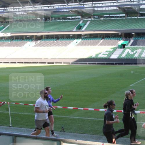 06.10.2024 - 19. swb-Marathon Bremen Yannick Fuchs http://msf.ph/oto/7354270 06.10.2024 10:37:46 Laufen im Stadion 7038, 7062, 7112, 7164, 7172, 7220, 7310, 7356, 7357, 7399, 7416, 7440, 7441, 7495, 7512, 7588, 7611, 7612, 7626, 7627, 7645, 7672, 7681, 7688, 7711, 7713, 7728, 7729, 7732, 7808, 7817, 7818, 7819, 7834, 7881, 7908, 7916, 7994, 7995, 7999, 8021, 8025, 8026, 8032, 8050, 8051, 8063, 8077, 8104, 8114, 8130, 8140, 8141, 8145, 8169, 8182, 8184, 8188, 8201, 8202, 8213, 8216, 8217, 8221, 8282, 8294, 8295, 8340, 8393, 8407, 8448, 8529, 8574, 8599, 9123 meine-sportfotos.de
