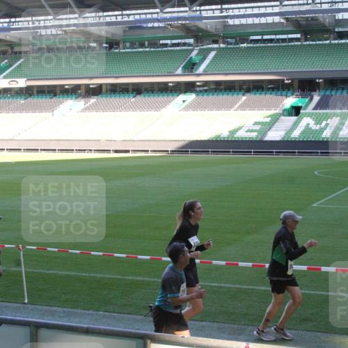 06.10.2024 - 19. swb-Marathon Bremen Yannick Fuchs http://msf.ph/oto/7354283 06.10.2024 10:37:53 Laufen im Stadion 7038, 7062, 7075, 7093, 7112, 7164, 7211, 7212, 7220, 7310, 7356, 7357, 7374, 7420, 7440, 7441, 7473, 7475, 7495, 7500, 7512, 7543, 7544, 7588, 7611, 7612, 7672, 7681, 7688, 7711, 7713, 7725, 7728, 7729, 7732, 7808, 7817, 7818, 7819, 7834, 7881, 7916, 7994, 7995, 7999, 8021, 8025, 8026, 8032, 8063, 8077, 8104, 8114, 8130, 8140, 8141, 8145, 8169, 8182, 8184, 8188, 8202, 8213, 8216, 8217, 8221, 8282, 8294, 8295, 8296, 8393, 8448, 8529, 8574, 8599 meine-sportfotos.de