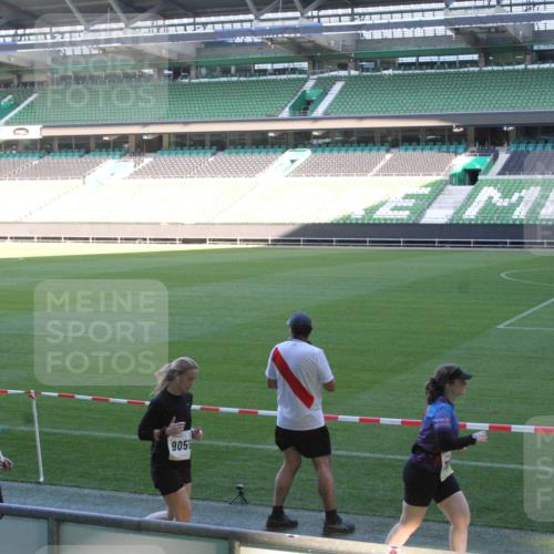 06.10.2024 - 19. swb-Marathon Bremen Yannick Fuchs http://msf.ph/oto/7354286 06.10.2024 10:37:55 Laufen im Stadion 7038, 7062, 7075, 7093, 7112, 7164, 7166, 7211, 7212, 7220, 7310, 7356, 7357, 7374, 7420, 7440, 7441, 7473, 7475, 7495, 7500, 7512, 7543, 7544, 7588, 7611, 7612, 7672, 7681, 7688, 7711, 7713, 7725, 7728, 7729, 7732, 7808, 7817, 7818, 7819, 7834, 7881, 7916, 7994, 7995, 7999, 8021, 8063, 8077, 8104, 8114, 8130, 8140, 8141, 8145, 8169, 8182, 8184, 8188, 8202, 8213, 8216, 8217, 8221, 8282, 8294, 8295, 8296, 8393, 8448, 8529, 8574, 8599 meine-sportfotos.de