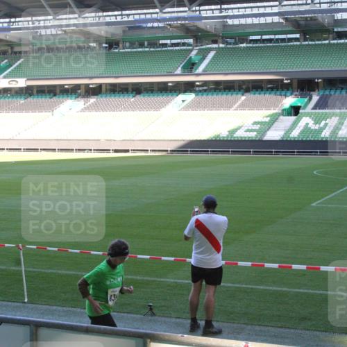 06.10.2024 - 19. swb-Marathon Bremen Yannick Fuchs http://msf.ph/oto/7354289 06.10.2024 10:37:58 Laufen im Stadion 7038, 7062, 7070, 7075, 7093, 7112, 7164, 7166, 7211, 7212, 7220, 7235, 7310, 7356, 7357, 7374, 7420, 7440, 7441, 7473, 7475, 7495, 7500, 7512, 7524, 7543, 7544, 7588, 7611, 7612, 7653, 7672, 7681, 7688, 7711, 7713, 7725, 7728, 7729, 7732, 7760, 7808, 7817, 7818, 7819, 7834, 7881, 7916, 7994, 7995, 7999, 8021, 8063, 8077, 8104, 8114, 8130, 8140, 8141, 8145, 8169, 8182, 8184, 8188, 8202, 8213, 8217, 8221, 8282, 8294, 8295, 8296, 8393, 8448, 8574, 8599 meine-sportfotos.de
