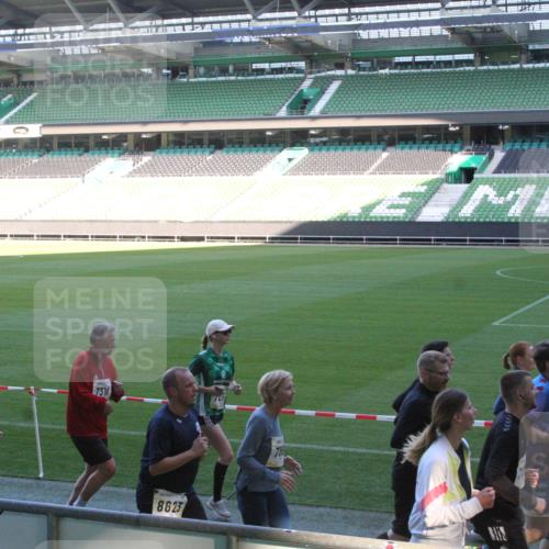 06.10.2024 - 19. swb-Marathon Bremen Yannick Fuchs http://msf.ph/oto/7354310 06.10.2024 10:38:14 Laufen im Stadion 7038, 7062, 7070, 7075, 7079, 7093, 7112, 7164, 7166, 7211, 7212, 7220, 7235, 7301, 7310, 7348, 7356, 7357, 7374, 7420, 7440, 7455, 7473, 7475, 7500, 7512, 7524, 7527, 7543, 7544, 7588, 7611, 7612, 7653, 7672, 7681, 7688, 7711, 7713, 7725, 7728, 7729, 7732, 7760, 7791, 7808, 7817, 7836, 7845, 7881, 7916, 7933, 7949, 7994, 7995, 7999, 8021, 8063, 8114, 8130, 8134, 8136, 8140, 8141, 8145, 8149, 8169, 8182, 8184, 8188, 8213, 8217, 8282, 8294, 8295, 8296, 8393 meine-sportfotos.de