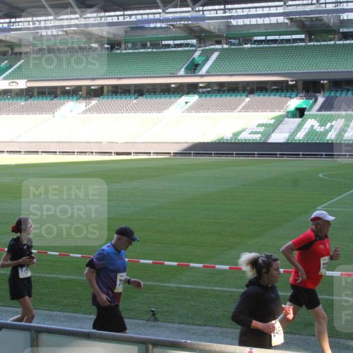 06.10.2024 - 19. swb-Marathon Bremen Yannick Fuchs http://msf.ph/oto/7354344 06.10.2024 10:38:25 Laufen im Stadion 7062, 7068, 7070, 7075, 7079, 7093, 7112, 7164, 7166, 7211, 7212, 7235, 7301, 7310, 7348, 7356, 7357, 7374, 7420, 7440, 7455, 7473, 7475, 7500, 7524, 7527, 7543, 7544, 7653, 7672, 7681, 7705, 7711, 7713, 7725, 7728, 7729, 7732, 7760, 7791, 7808, 7836, 7845, 7881, 7916, 7933, 7949, 7994, 7995, 7999, 8063, 8114, 8130, 8134, 8136, 8140, 8141, 8145, 8149, 8164, 8165, 8188, 8213, 8295, 8296, 8393, 8422, 8590, 8591, 8690, 8916, 9062 meine-sportfotos.de