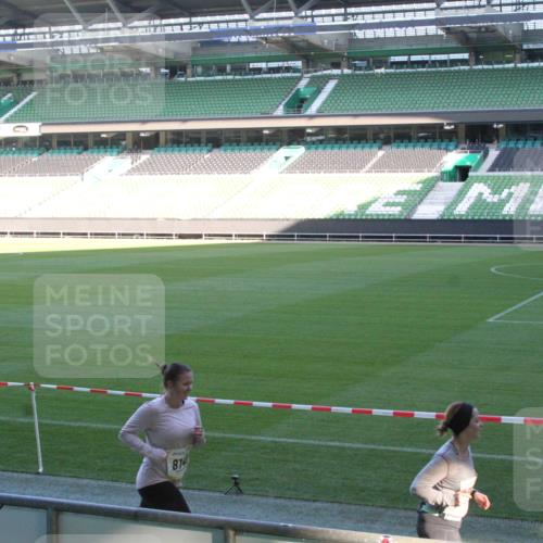 06.10.2024 - 19. swb-Marathon Bremen Yannick Fuchs http://msf.ph/oto/7354371 06.10.2024 10:38:37 Laufen im Stadion 7062, 7068, 7070, 7075, 7079, 7093, 7112, 7166, 7211, 7212, 7235, 7248, 7301, 7310, 7336, 7348, 7356, 7357, 7359, 7374, 7420, 7440, 7455, 7473, 7475, 7500, 7524, 7527, 7543, 7544, 7589, 7653, 7705, 7725, 7732, 7760, 7791, 7808, 7836, 7845, 7881, 7933, 7949, 7952, 7994, 7995, 8134, 8136, 8149, 8164, 8165, 8188, 8295, 8296, 8422, 8518, 8519, 8563, 8590, 8591, 8690, 8758, 8866, 8916, 8930, 9062 meine-sportfotos.de