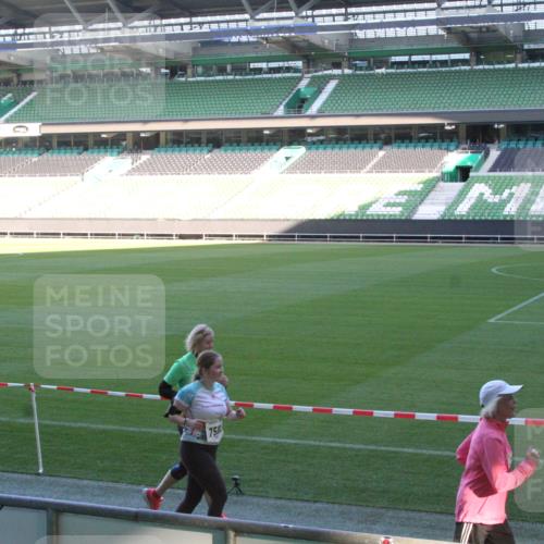 06.10.2024 - 19. swb-Marathon Bremen Yannick Fuchs http://msf.ph/oto/7354424 06.10.2024 10:39:01 Laufen im Stadion 7043, 7068, 7079, 7115, 7173, 7219, 7248, 7301, 7311, 7324, 7331, 7336, 7359, 7455, 7517, 7527, 7589, 7592, 7593, 7705, 7780, 7781, 7791, 7836, 7845, 7868, 7933, 7934, 7949, 7952, 8064, 8126, 8128, 8134, 8135, 8136, 8149, 8164, 8165, 8247, 8420, 8422, 8518, 8519, 8563, 8590, 8591, 8684, 8690, 8734, 8758, 8855, 8866, 8872, 8916, 8930, 8950, 9062, 9113 meine-sportfotos.de