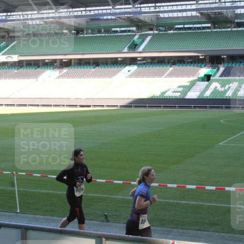 06.10.2024 - 19. swb-Marathon Bremen Yannick Fuchs http://msf.ph/oto/7354428 06.10.2024 10:39:03 Laufen im Stadion 7043, 7068, 7079, 7115, 7173, 7219, 7248, 7301, 7311, 7324, 7331, 7336, 7359, 7455, 7517, 7527, 7589, 7592, 7593, 7705, 7780, 7781, 7791, 7836, 7845, 7868, 7933, 7934, 7949, 7952, 8064, 8126, 8128, 8134, 8135, 8136, 8149, 8164, 8165, 8247, 8353, 8420, 8422, 8518, 8519, 8563, 8590, 8591, 8684, 8690, 8734, 8758, 8795, 8855, 8866, 8872, 8916, 8930, 8950, 9062, 9113 meine-sportfotos.de