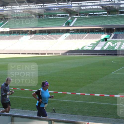 06.10.2024 - 19. swb-Marathon Bremen Yannick Fuchs http://msf.ph/oto/7354430 06.10.2024 10:39:05 Laufen im Stadion 7043, 7068, 7079, 7115, 7173, 7219, 7248, 7301, 7311, 7324, 7331, 7336, 7359, 7455, 7517, 7589, 7592, 7593, 7705, 7780, 7781, 7791, 7836, 7845, 7868, 7933, 7934, 7949, 7952, 8064, 8126, 8128, 8135, 8136, 8149, 8164, 8165, 8247, 8353, 8420, 8422, 8518, 8519, 8563, 8590, 8591, 8684, 8690, 8734, 8758, 8795, 8855, 8866, 8872, 8916, 8930, 8950, 9011, 9062, 9113 meine-sportfotos.de