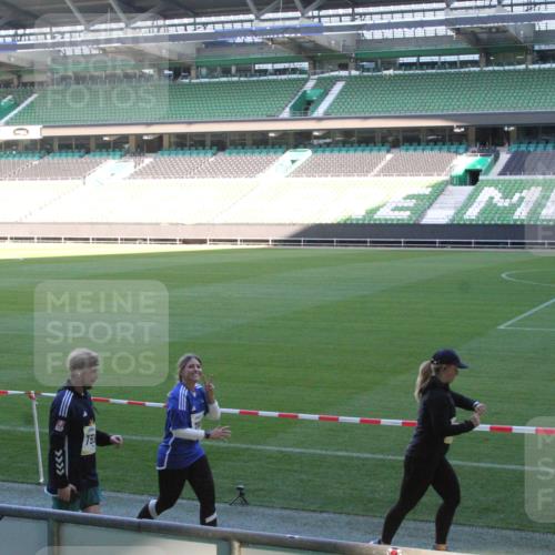 06.10.2024 - 19. swb-Marathon Bremen Yannick Fuchs http://msf.ph/oto/7354436 06.10.2024 10:39:09 Laufen im Stadion 7043, 7068, 7115, 7173, 7219, 7248, 7301, 7311, 7324, 7331, 7336, 7359, 7517, 7589, 7592, 7593, 7705, 7780, 7781, 7791, 7836, 7845, 7868, 7933, 7934, 7949, 7952, 8064, 8126, 8128, 8135, 8149, 8164, 8165, 8247, 8353, 8420, 8422, 8453, 8518, 8519, 8563, 8587, 8590, 8591, 8684, 8690, 8734, 8758, 8795, 8855, 8866, 8872, 8916, 8930, 8950, 9011, 9062, 9113 meine-sportfotos.de