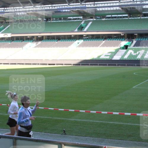 06.10.2024 - 19. swb-Marathon Bremen Yannick Fuchs http://msf.ph/oto/7354473 06.10.2024 10:39:31 Laufen im Stadion 7043, 7115, 7151, 7173, 7219, 7248, 7311, 7324, 7331, 7359, 7517, 7589, 7592, 7593, 7780, 7781, 7868, 7922, 7934, 7948, 7952, 7960, 8064, 8110, 8126, 8128, 8135, 8247, 8249, 8279, 8353, 8420, 8453, 8563, 8587, 8684, 8734, 8758, 8795, 8855, 8866, 8872, 8881, 8950, 9011, 9113 meine-sportfotos.de