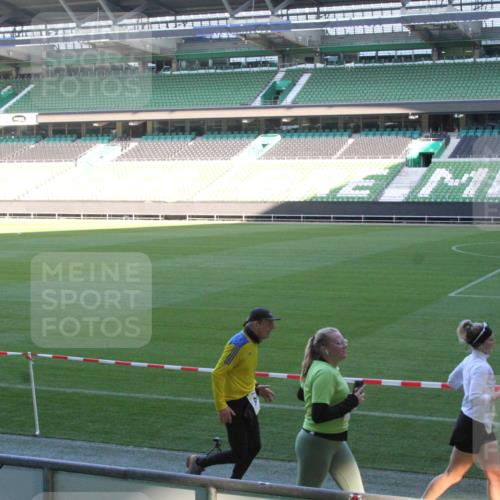 06.10.2024 - 19. swb-Marathon Bremen Yannick Fuchs http://msf.ph/oto/7354482 06.10.2024 10:39:33 Laufen im Stadion 7043, 7115, 7151, 7173, 7219, 7248, 7311, 7324, 7331, 7359, 7517, 7589, 7592, 7593, 7695, 7780, 7781, 7868, 7922, 7934, 7948, 7952, 7960, 8064, 8110, 8126, 8127, 8128, 8135, 8247, 8249, 8279, 8353, 8420, 8453, 8587, 8684, 8734, 8795, 8855, 8866, 8872, 8881, 8950, 9011, 9113 meine-sportfotos.de