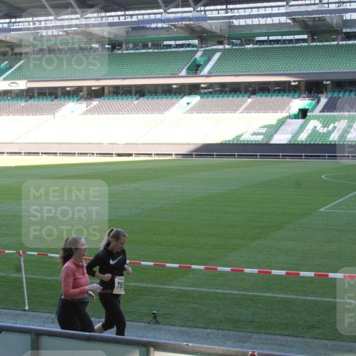 06.10.2024 - 19. swb-Marathon Bremen Yannick Fuchs http://msf.ph/oto/7354539 06.10.2024 10:40:31 Laufen im Stadion 7010, 7092, 7129, 7132, 7145, 7304, 7322, 7347, 7519, 7525, 7554, 7624, 7661, 7695, 7707, 7754, 7796, 7799, 7840, 7913, 7936, 7946, 7972, 7982, 8091, 8127, 8146, 8375, 8505, 8632, 8688, 8695, 8743, 8773, 8808, 8809, 8850, 8873, 8909, 8910, 8911, 8988, 9048, 9098, 9101, 9111 meine-sportfotos.de