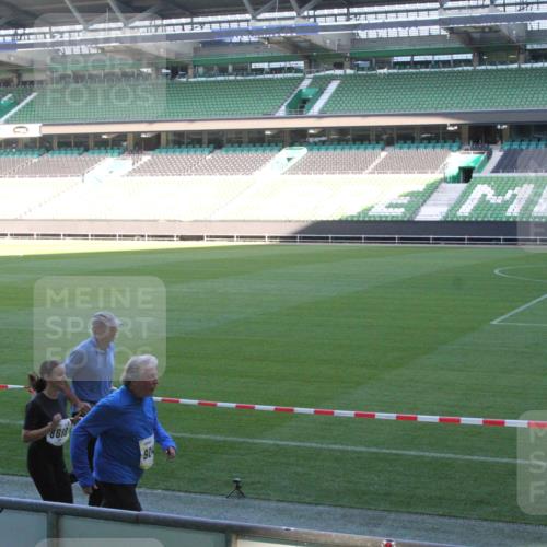 06.10.2024 - 19. swb-Marathon Bremen Yannick Fuchs http://msf.ph/oto/7354566 06.10.2024 10:40:51 Laufen im Stadion 7092, 7129, 7132, 7145, 7272, 7288, 7304, 7519, 7525, 7554, 7598, 7601, 7625, 7661, 7754, 7840, 7888, 7912, 7913, 7915, 7928, 7936, 7946, 7972, 7982, 8091, 8146, 8210, 8230, 8688, 8695, 8743, 8746, 8765, 8808, 8809, 8850, 8899, 8909, 8910, 8988, 9048, 9076, 9078, 9098 meine-sportfotos.de