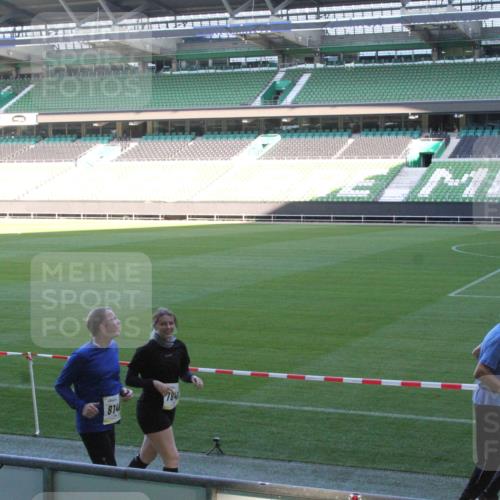 06.10.2024 - 19. swb-Marathon Bremen Yannick Fuchs http://msf.ph/oto/7354572 06.10.2024 10:40:53 Laufen im Stadion 7092, 7129, 7132, 7145, 7272, 7288, 7304, 7525, 7554, 7598, 7601, 7625, 7661, 7754, 7840, 7888, 7912, 7915, 7928, 7936, 7946, 7972, 7982, 8091, 8146, 8210, 8230, 8688, 8695, 8743, 8746, 8747, 8765, 8808, 8809, 8847, 8850, 8899, 8988, 9048, 9076, 9078 meine-sportfotos.de