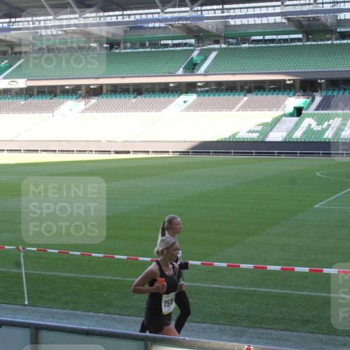 06.10.2024 - 19. swb-Marathon Bremen Yannick Fuchs http://msf.ph/oto/7354601 06.10.2024 10:41:06 Laufen im Stadion 7092, 7129, 7132, 7145, 7272, 7288, 7304, 7385, 7396, 7520, 7554, 7598, 7601, 7619, 7625, 7661, 7701, 7702, 7754, 7810, 7821, 7840, 7888, 7912, 7915, 7928, 7936, 7946, 7972, 7982, 8091, 8146, 8210, 8230, 8688, 8695, 8743, 8746, 8747, 8765, 8808, 8809, 8847, 8861, 8899, 8988, 9048, 9076, 9078 meine-sportfotos.de