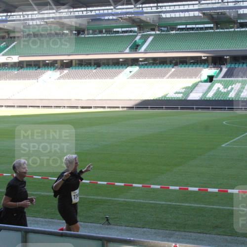 06.10.2024 - 19. swb-Marathon Bremen Yannick Fuchs http://msf.ph/oto/7354628 06.10.2024 10:41:35 Laufen im Stadion 7077, 7078, 7177, 7181, 7272, 7288, 7385, 7396, 7520, 7601, 7602, 7619, 7625, 7665, 7668, 7669, 7692, 7701, 7702, 7740, 7742, 7765, 7766, 7804, 7810, 7821, 7912, 7915, 7928, 8016, 8046, 8097, 8210, 8230, 8250, 8320, 8372, 8434, 8490, 8691, 8709, 8746, 8747, 8762, 8800, 8832, 8844, 8847, 8853, 8861, 8863, 8899, 8935, 8969, 8979, 9030, 9120, 9989 meine-sportfotos.de