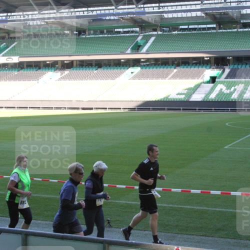 06.10.2024 - 19. swb-Marathon Bremen Yannick Fuchs http://msf.ph/oto/7354653 06.10.2024 10:41:46 Laufen im Stadion 7077, 7078, 7163, 7177, 7181, 7272, 7309, 7385, 7396, 7520, 7601, 7602, 7619, 7665, 7668, 7669, 7692, 7701, 7702, 7712, 7740, 7742, 7765, 7766, 7804, 7810, 7821, 7866, 7912, 7928, 8016, 8046, 8097, 8250, 8320, 8344, 8372, 8434, 8482, 8490, 8527, 8528, 8691, 8709, 8746, 8747, 8762, 8800, 8832, 8844, 8847, 8853, 8861, 8863, 8935, 8969, 8979, 9030, 9120, 9989 meine-sportfotos.de