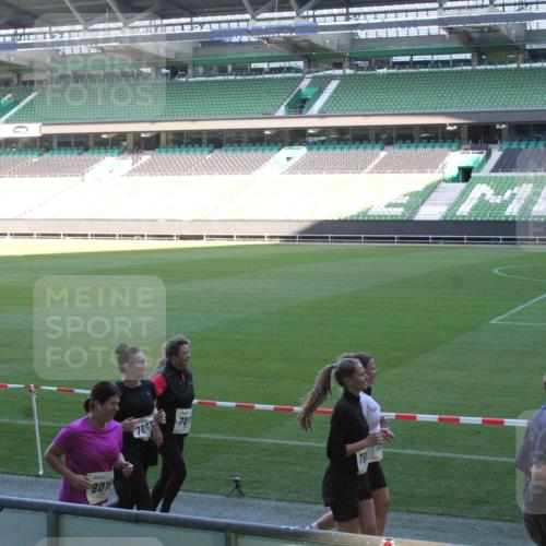 06.10.2024 - 19. swb-Marathon Bremen Yannick Fuchs http://msf.ph/oto/7354661 06.10.2024 10:41:49 Laufen im Stadion 7077, 7078, 7163, 7177, 7181, 7309, 7385, 7396, 7520, 7602, 7619, 7665, 7668, 7669, 7692, 7701, 7702, 7712, 7740, 7742, 7765, 7766, 7804, 7810, 7821, 7866, 7901, 7912, 7928, 8016, 8046, 8097, 8250, 8320, 8344, 8372, 8434, 8482, 8490, 8527, 8528, 8691, 8709, 8746, 8747, 8762, 8800, 8832, 8844, 8847, 8853, 8861, 8863, 8935, 8969, 8979, 9030, 9120, 9989 meine-sportfotos.de