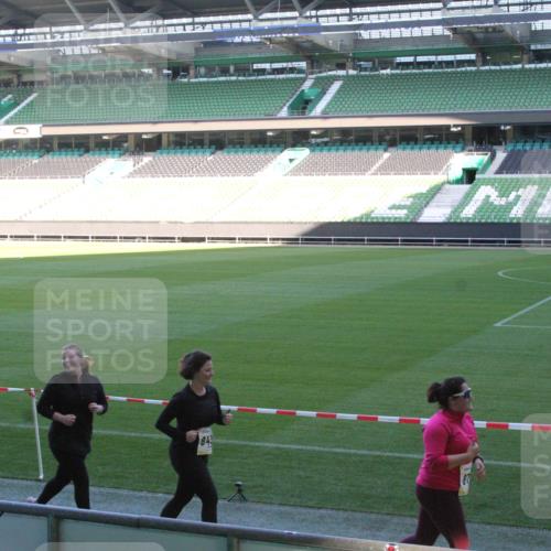 06.10.2024 - 19. swb-Marathon Bremen Yannick Fuchs http://msf.ph/oto/7354673 06.10.2024 10:41:57 Laufen im Stadion 7077, 7078, 7163, 7177, 7181, 7309, 7385, 7396, 7520, 7602, 7619, 7665, 7668, 7669, 7692, 7712, 7740, 7742, 7765, 7766, 7804, 7810, 7821, 7866, 7901, 8016, 8046, 8097, 8250, 8320, 8344, 8372, 8386, 8387, 8434, 8482, 8490, 8527, 8528, 8691, 8709, 8762, 8800, 8832, 8844, 8853, 8861, 8863, 8917, 8935, 8969, 8979, 9030, 9045, 9120, 9989 meine-sportfotos.de
