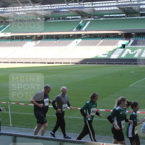 06.10.2024 - 19. swb-Marathon Bremen Yannick Fuchs http://msf.ph/oto/7354686 06.10.2024 10:42:01 Laufen im Stadion 7077, 7078, 7163, 7177, 7181, 7309, 7385, 7396, 7483, 7520, 7602, 7665, 7668, 7669, 7692, 7712, 7740, 7742, 7755, 7765, 7766, 7804, 7810, 7821, 7866, 7901, 8016, 8046, 8097, 8250, 8320, 8344, 8372, 8386, 8387, 8434, 8482, 8490, 8503, 8527, 8528, 8691, 8709, 8762, 8800, 8832, 8844, 8853, 8863, 8917, 8935, 8959, 8969, 8979, 9030, 9045, 9120, 9989 meine-sportfotos.de