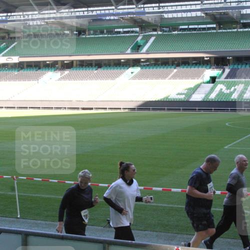 06.10.2024 - 19. swb-Marathon Bremen Yannick Fuchs http://msf.ph/oto/7354692 06.10.2024 10:42:02 Laufen im Stadion 7077, 7078, 7163, 7177, 7181, 7291, 7309, 7385, 7396, 7483, 7520, 7602, 7665, 7668, 7669, 7692, 7712, 7740, 7742, 7755, 7765, 7766, 7804, 7810, 7866, 7901, 8016, 8046, 8097, 8250, 8320, 8344, 8372, 8386, 8387, 8434, 8482, 8490, 8503, 8527, 8528, 8691, 8709, 8762, 8800, 8832, 8844, 8853, 8863, 8917, 8935, 8959, 8969, 8979, 9030, 9045, 9120, 9989 meine-sportfotos.de