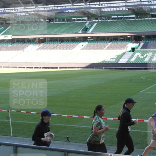 06.10.2024 - 19. swb-Marathon Bremen Yannick Fuchs http://msf.ph/oto/7354732 06.10.2024 10:42:31 Laufen im Stadion 7096, 7097, 7163, 7291, 7309, 7422, 7426, 7483, 7497, 7676, 7712, 7755, 7795, 7804, 7866, 7901, 8087, 8262, 8299, 8307, 8344, 8372, 8386, 8387, 8482, 8484, 8487, 8503, 8527, 8528, 8669, 8692, 8706, 8844, 8882, 8886, 8887, 8917, 8942, 8959, 8976, 9045, 9989, 9998 meine-sportfotos.de