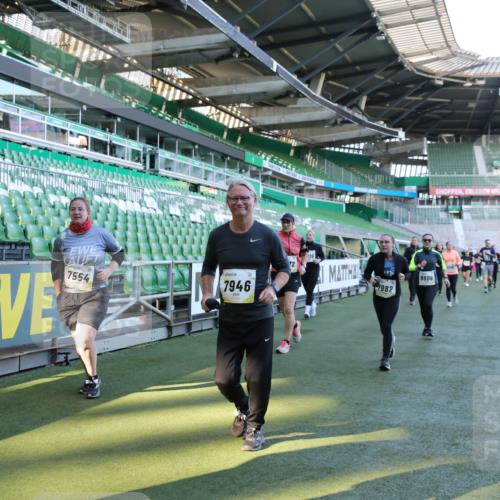06.10.2024 - 19. swb-Marathon Bremen Yannick Fuchs http://msf.ph/oto/7357778 06.10.2024 10:40:51 Laufen im Stadion 7092, 7129, 7132, 7272, 7288, 7554, 7598, 7601, 7625, 7661, 7701, 7702, 7754, 7840, 7888, 7912, 7915, 7928, 7936, 7946, 7972, 7982, 8091, 8146, 8210, 8230, 8688, 8695, 8746, 8747, 8765, 8809, 8847, 8899, 8988, 9048, 9076, 9078 meine-sportfotos.de