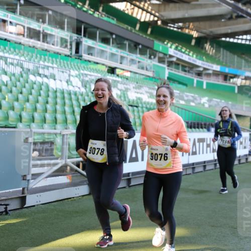 06.10.2024 - 19. swb-Marathon Bremen Yannick Fuchs http://msf.ph/oto/7357949 06.10.2024 10:40:57 Laufen im Stadion 7092, 7129, 7132, 7272, 7288, 7554, 7598, 7601, 7619, 7625, 7701, 7702, 7810, 7821, 7840, 7888, 7912, 7915, 7928, 7936, 7946, 7972, 7982, 8091, 8146, 8210, 8230, 8688, 8746, 8747, 8765, 8809, 8847, 8861, 8899, 8988, 9048, 9076, 9078 meine-sportfotos.de