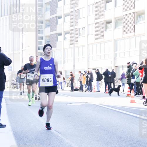 06.10.2024 - 19. swb-Marathon Bremen Matties Gatica Varas http://msf.ph/oto/7357957 06.10.2024 10:37:23 Laufen 9019, 8331, 8095 meine-sportfotos.de