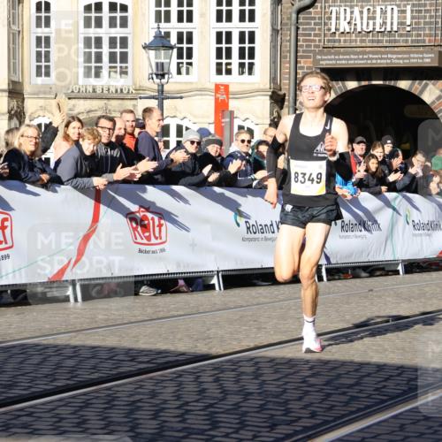 06.10.2024 - 19. swb-Marathon Bremen Strokosch-Dieckow http://msf.ph/oto/7358299 06.10.2024 10:27:28 Ziel 8349 meine-sportfotos.de