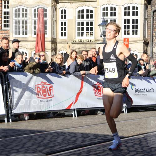 06.10.2024 - 19. swb-Marathon Bremen Strokosch-Dieckow http://msf.ph/oto/7358311 06.10.2024 10:27:29 Ziel 8349 meine-sportfotos.de