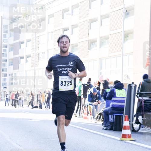 06.10.2024 - 19. swb-Marathon Bremen Matties Gatica Varas http://msf.ph/oto/7358323 06.10.2024 10:37:39 Laufen 2024, 8329 meine-sportfotos.de