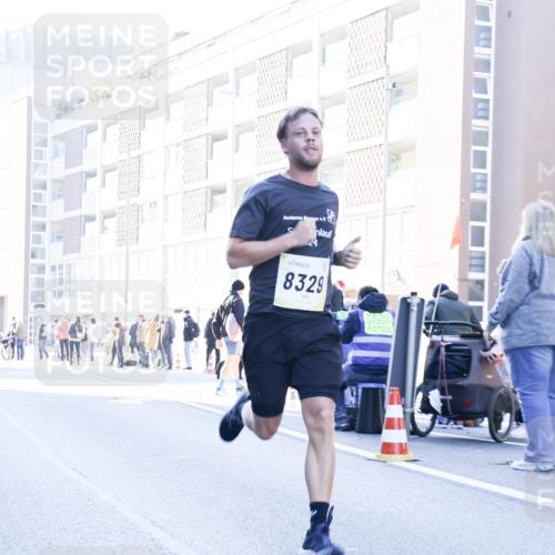 06.10.2024 - 19. swb-Marathon Bremen Matties Gatica Varas http://msf.ph/oto/7358337 06.10.2024 10:37:40 Laufen 24, 8329 meine-sportfotos.de