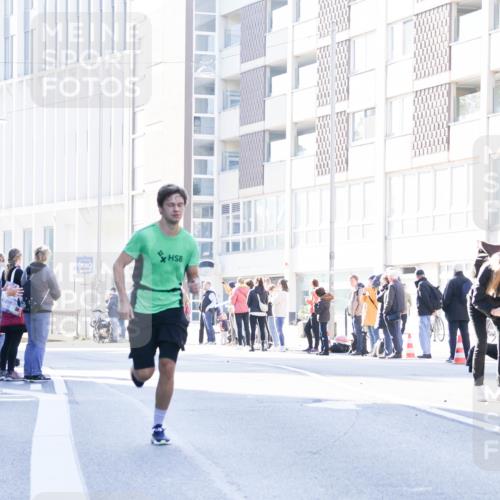 06.10.2024 - 19. swb-Marathon Bremen Matties Gatica Varas http://msf.ph/oto/7358527 06.10.2024 10:37:55 Laufen  meine-sportfotos.de