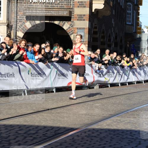 06.10.2024 - 19. swb-Marathon Bremen Strokosch-Dieckow http://msf.ph/oto/7358769 06.10.2024 10:29:43 Ziel 44, 51 meine-sportfotos.de