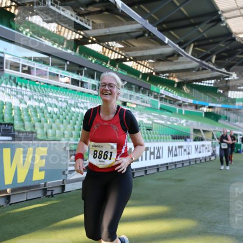 06.10.2024 - 19. swb-Marathon Bremen Yannick Fuchs http://msf.ph/oto/7358795 06.10.2024 10:41:25 Laufen im Stadion 7077, 7078, 7177, 7181, 7272, 7385, 7396, 7520, 7601, 7602, 7619, 7665, 7668, 7669, 7692, 7701, 7702, 7740, 7742, 7765, 7766, 7810, 7821, 7912, 7928, 8016, 8046, 8097, 8250, 8320, 8434, 8490, 8691, 8709, 8746, 8747, 8762, 8800, 8832, 8847, 8853, 8861, 8863, 8935, 8969, 8979, 9030, 9120 meine-sportfotos.de