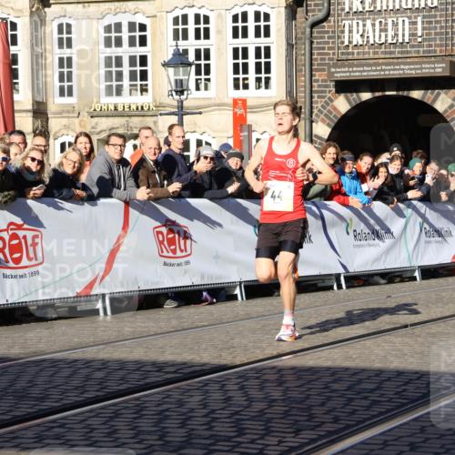 06.10.2024 - 19. swb-Marathon Bremen Strokosch-Dieckow http://msf.ph/oto/7358804 06.10.2024 10:29:44 Ziel 44, 51 meine-sportfotos.de