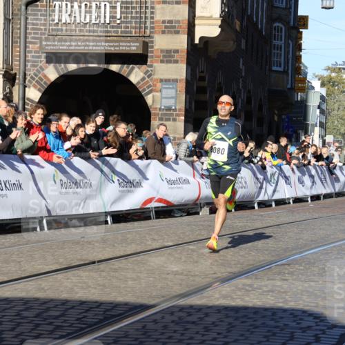 06.10.2024 - 19. swb-Marathon Bremen Strokosch-Dieckow http://msf.ph/oto/7358946 06.10.2024 10:30:19 Ziel 8080 meine-sportfotos.de